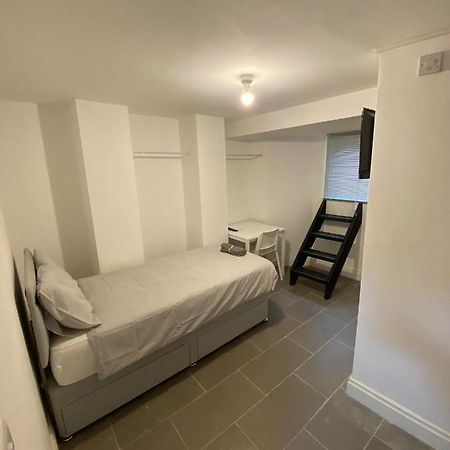 174 Boaler Street Hotel Ливърпул Екстериор снимка