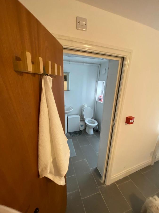 174 Boaler Street Hotel Ливърпул Екстериор снимка