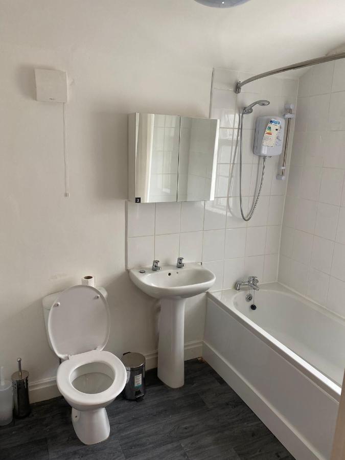 174 Boaler Street Hotel Ливърпул Екстериор снимка
